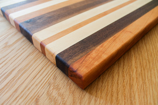 Classic Cutting Board | Edge Grain 024