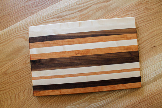 Classic Cutting Board | Edge Grain 024