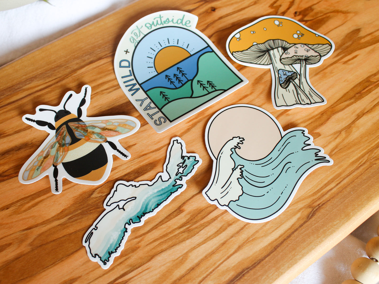 Betty the Bee Sticker, 3x2.42"