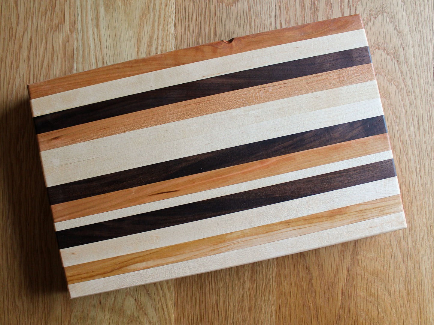 Premium Cutting Board | Edge Grain 032