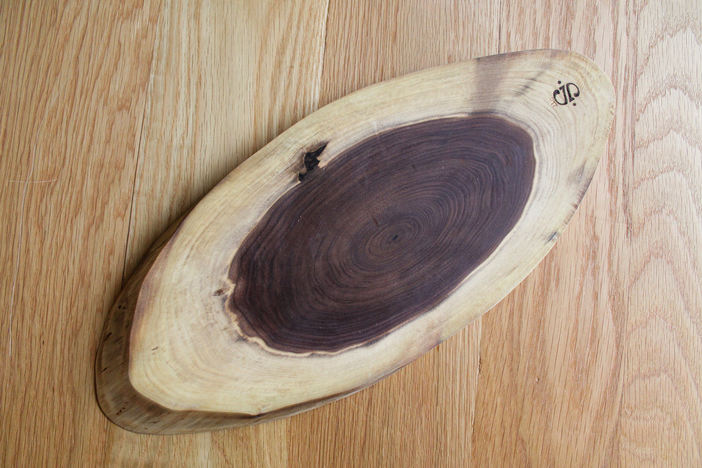 Large Oval Serving Board | Walnut 017
