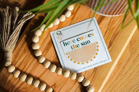 'Here comes the sun' Sticker, 3x3"