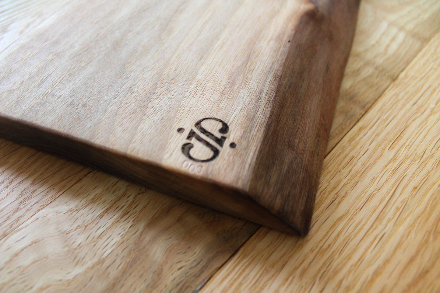 Limited Edition Small Serving Tray | Walnut 006
