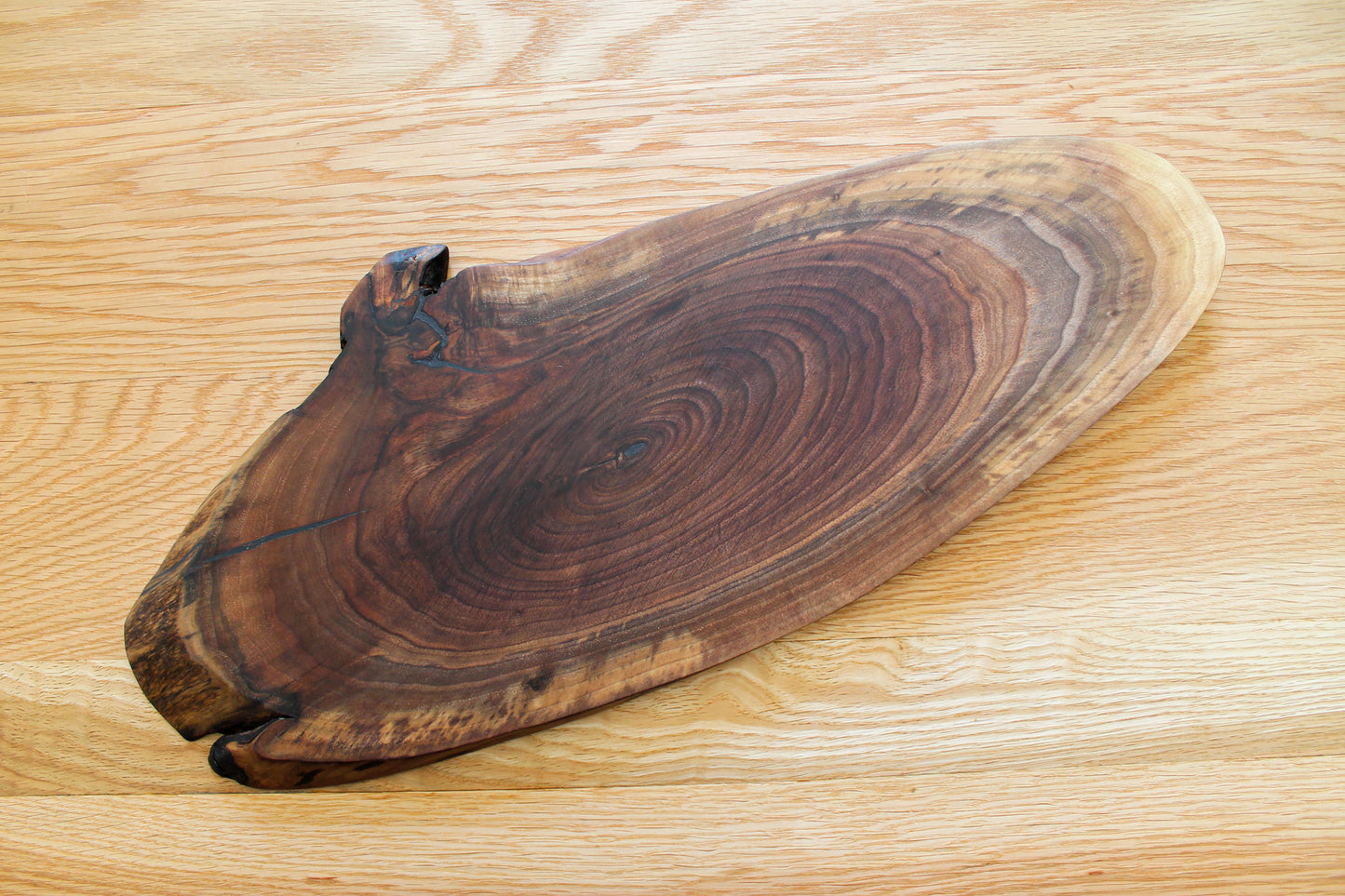 Large Oval Serving Board | Walnut 015